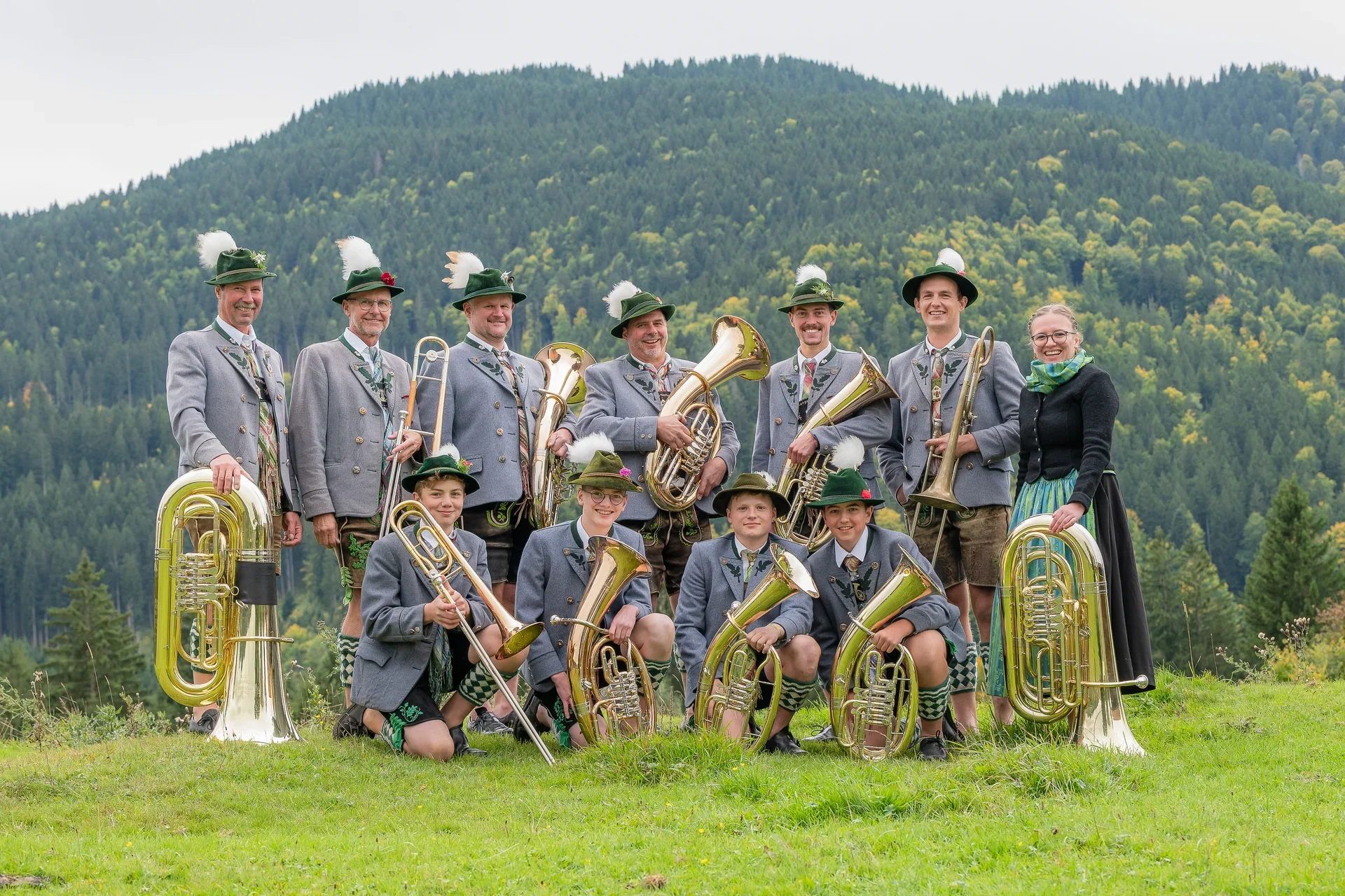 Galeriebild: Blech_tief_-1.webp - Blaskapelle Altenau